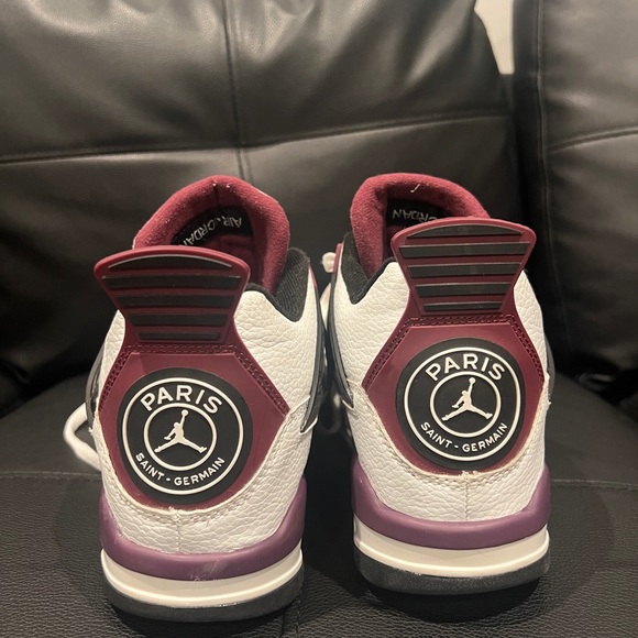 Jordan 4 Retro PSG Paris Saint Germain (GS) - Picture 4 of 5